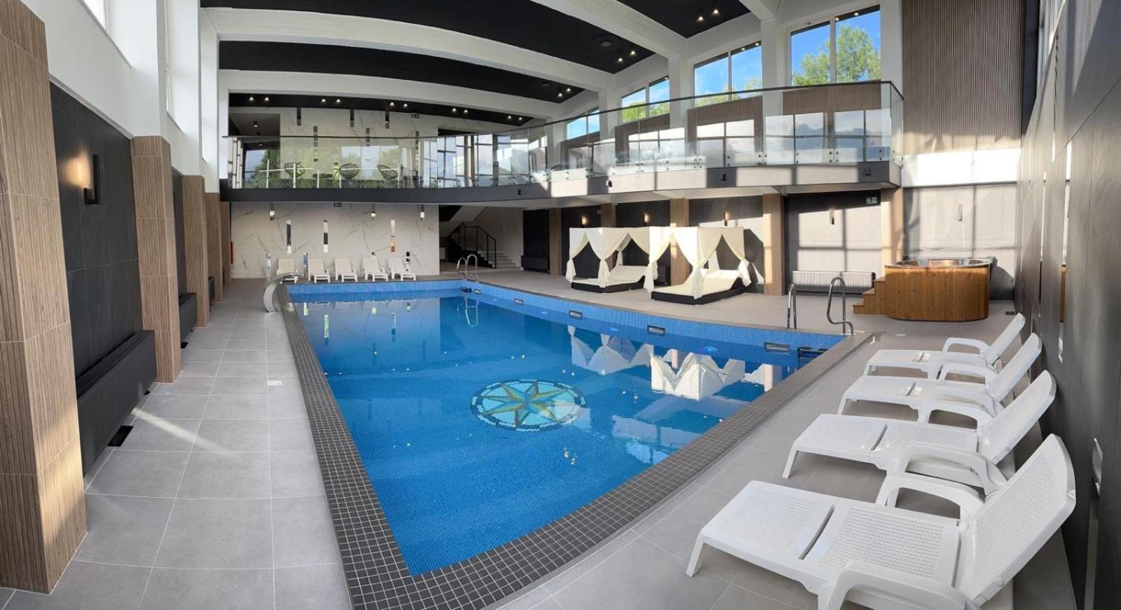 Wrzos Resort & Wellness **** Domki Caloroczne Wegierska Gorka Exterior foto
